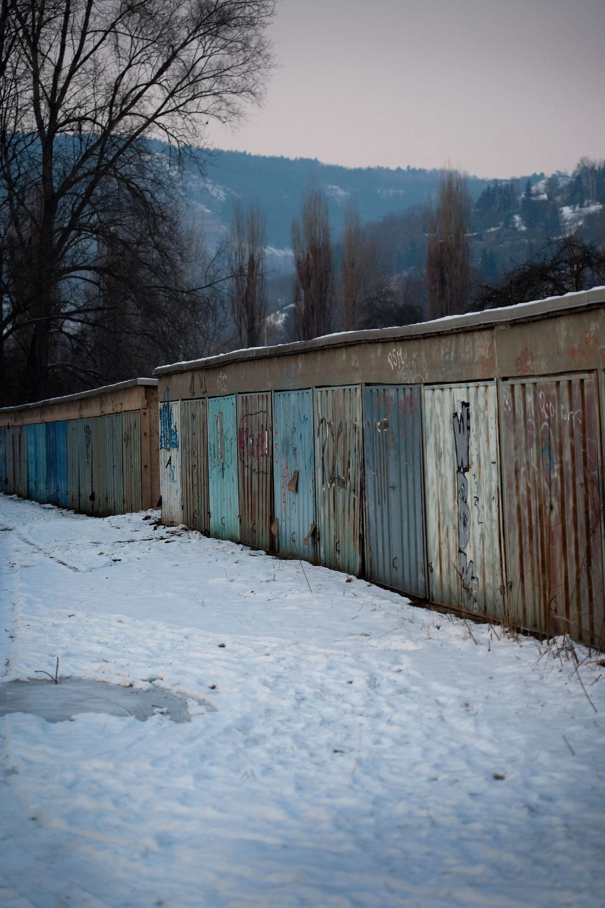 Les anciens garages loués par le NSU à Iéna, ville dans le Land de Thuringe, à l’est de l’Allemagne. Source: Zu spät sur faz.net/